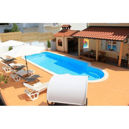 Apartment Darija with private pool