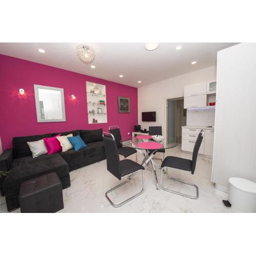 Apartment Dea II