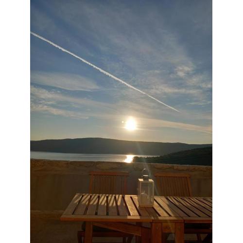 Apartment Desanti 2 Valun