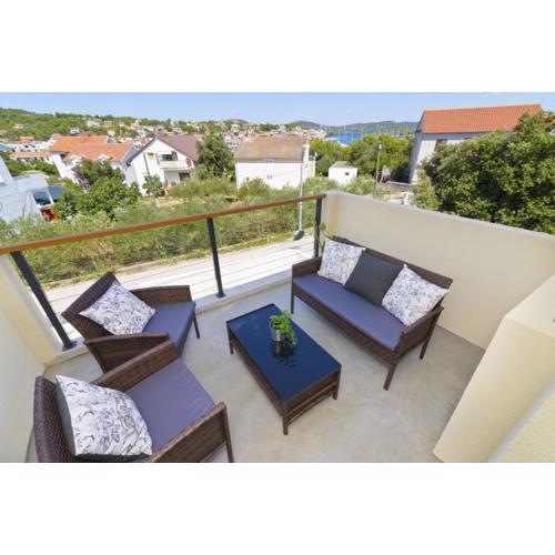 Apartment Dragana, Jezera, Island Murter
