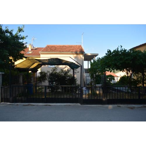 Apartment Dragica