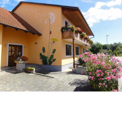 Apartment Elena