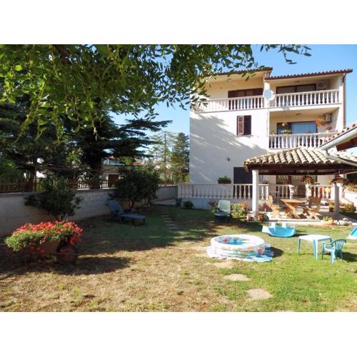 Apartment Elida:
