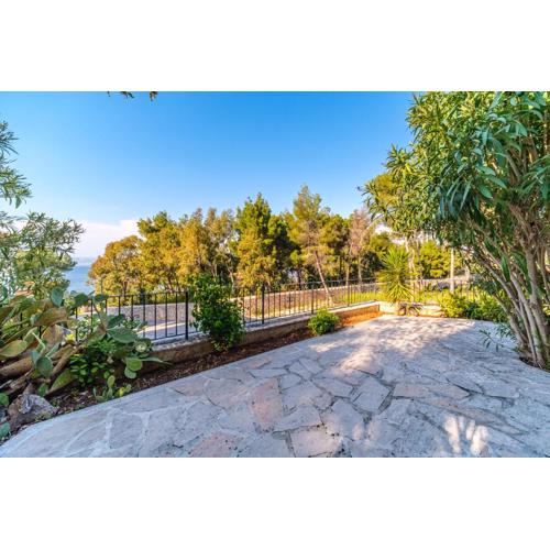 Apartment Elmira - Charme Holidays