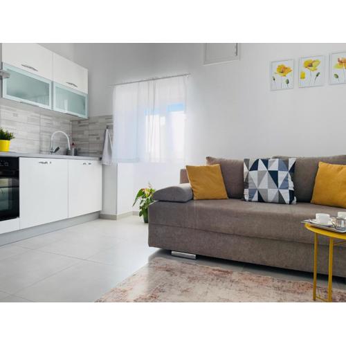 Apartment Erika - for 2 near the beach