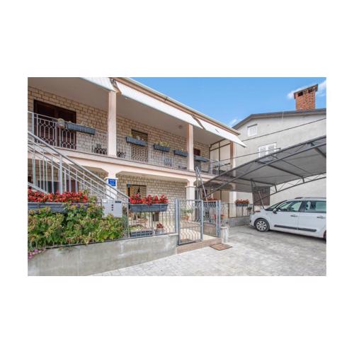 Apartment Erin by Rent Istria