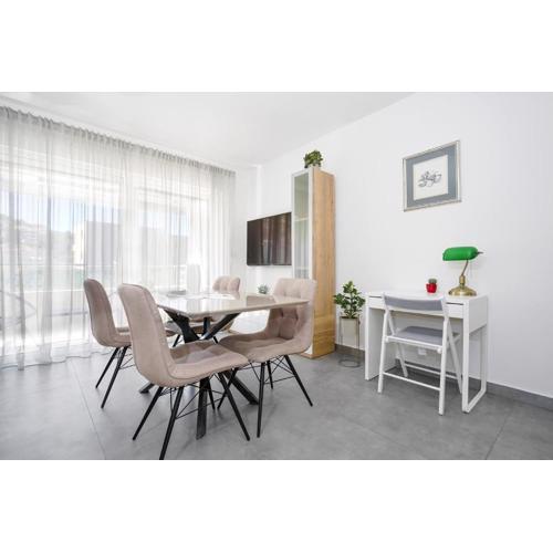 Apartment Exultet