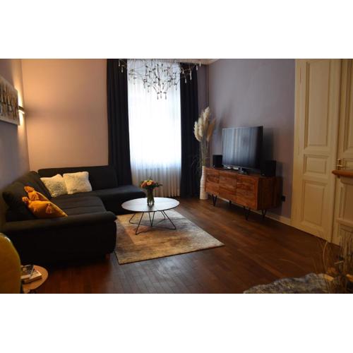 Apartment Ficlek Raja
