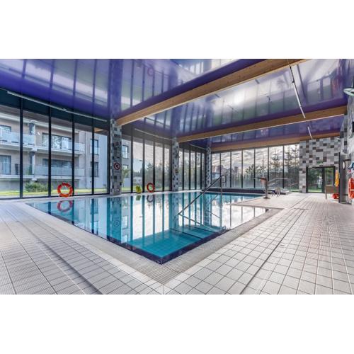 Apartment Five Seas with Parking & Swimming Pool by Noclegi Renters