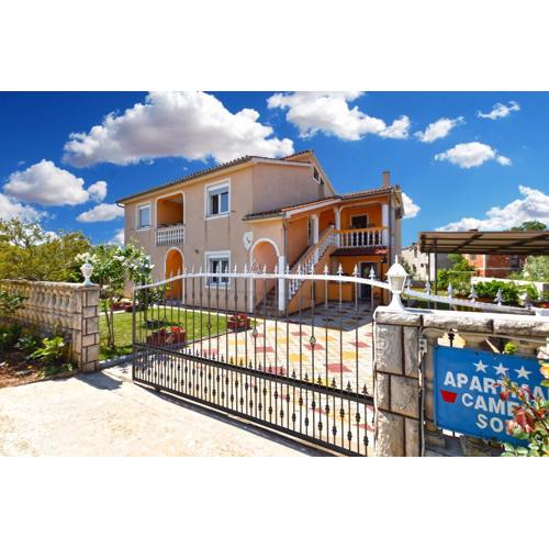 Apartment Fondole 2386