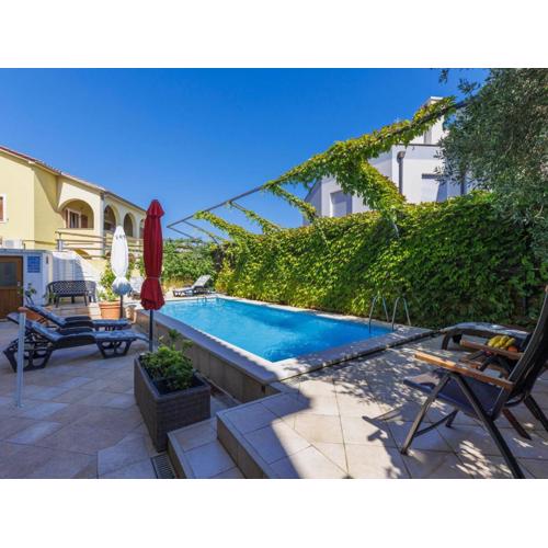 Apartment Gabi-4 by Interhome