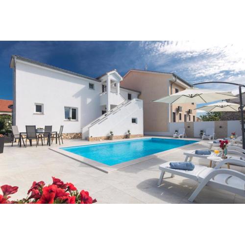 Apartment house LiJan