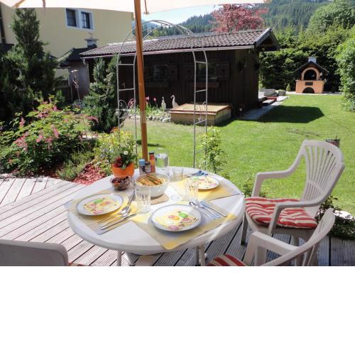 Apartment in Altenmarkt im Pongau with garden