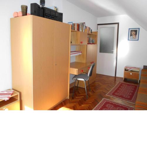 Apartment in Balatonbereny 18126