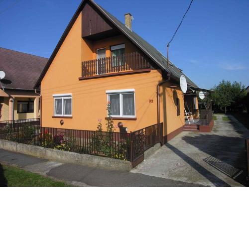 Apartment in Balatonboglar 42285