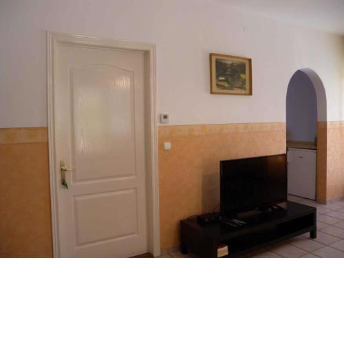 Apartment in Balatonlelle 19093