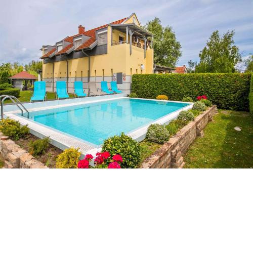 Apartment in Balatonmariafürdo 40858