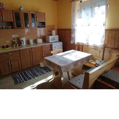 Apartment in Balatonszemes 38456