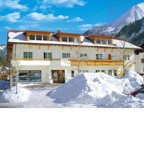 Apartment in Bichlbach with parking space