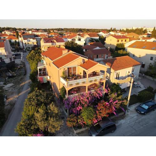Apartment in Biograd na Moru with Terrace, Air conditioning, Wi-Fi, Dishwasher (4818-7)