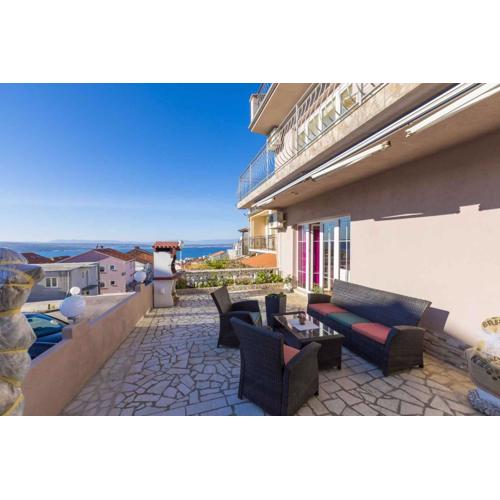 Apartment in Crikvenica 5468