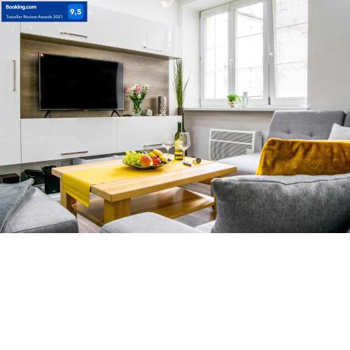 Apartment in downtown