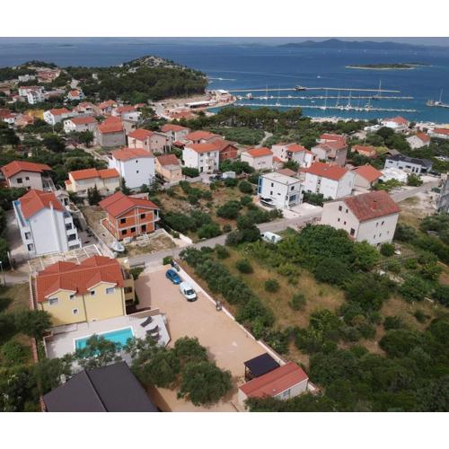 Apartment in Drage with sea views, balcony, air conditioning, WiFi 566-1