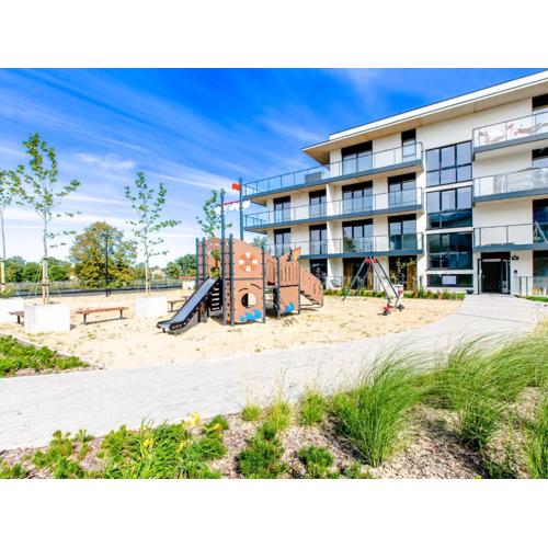 Apartment in Dziwnów by River and Beach