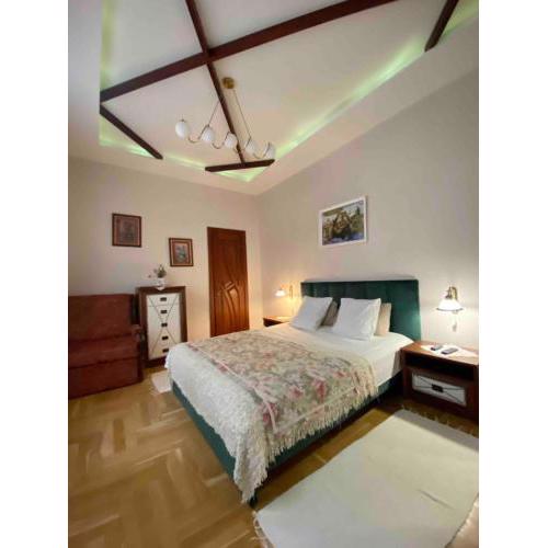 Apartment in Historical Center вул Вірменська