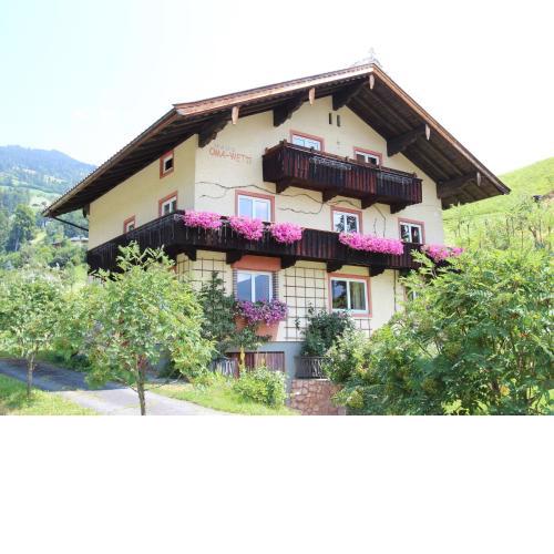 Apartment in Hopfgarten Brixental near ski lift