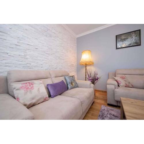 Apartment in Ika 15125