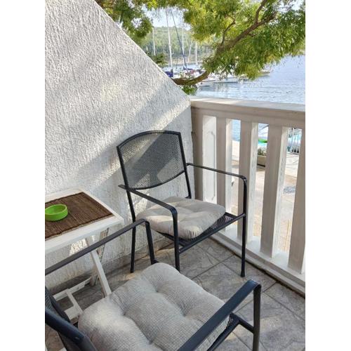 Apartment in Jadranovo with sea view, balcony, air conditioning, Wi-Fi (3856-1)