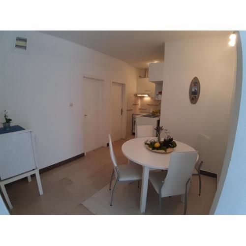 Apartment in Jelsa with terrace, air conditioning, Wi-Fi 4440-2