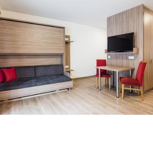 Apartment in Kleinarl near Ski Area with Balcony Parking