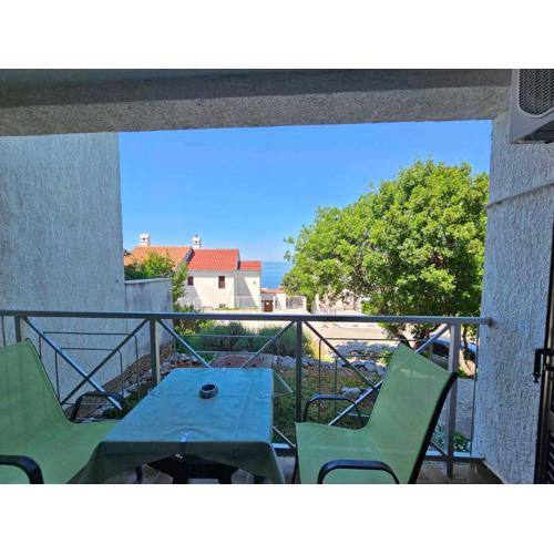 Apartment in Klenovica 37983