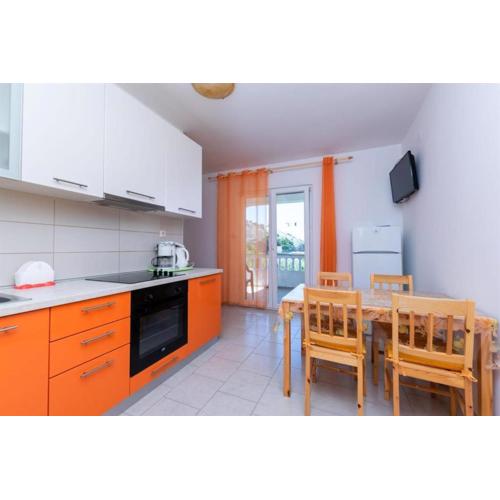 Apartment in Lopar with sea view, balcony, air conditioning, Wi-Fi 4419-4