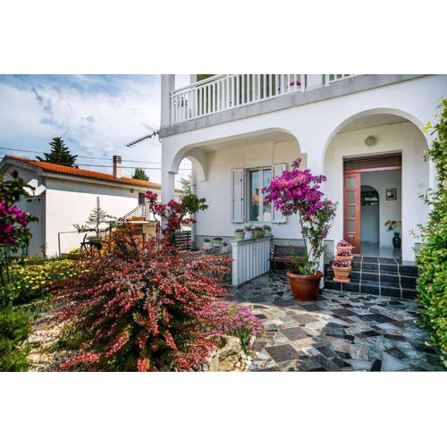 Apartment in Malinska/Insel Krk 12762
