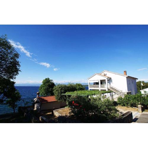 Apartment in Malinska/Insel Krk 12860