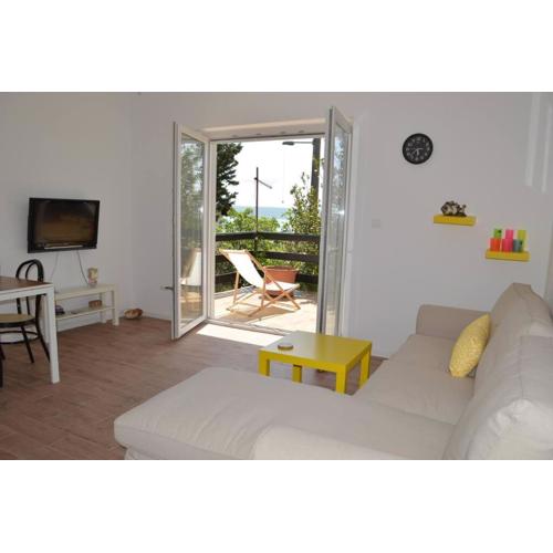 Apartment in Maslenica (Beach 100m), Zadar County