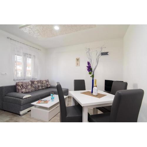 Apartment in Okrug Gornji with sea view, balcony, air conditioning, WiFi 5134-6