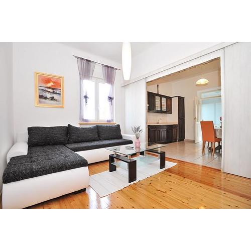 Apartment in Poljana with sea view, terrace, air conditioning, WiFi 3617-1