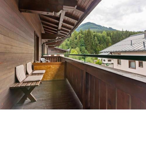Apartment in Saalbach Hinterglemm near Ski Area