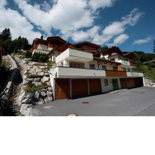 Apartment in Saalbach-Hinterglemm with sauna