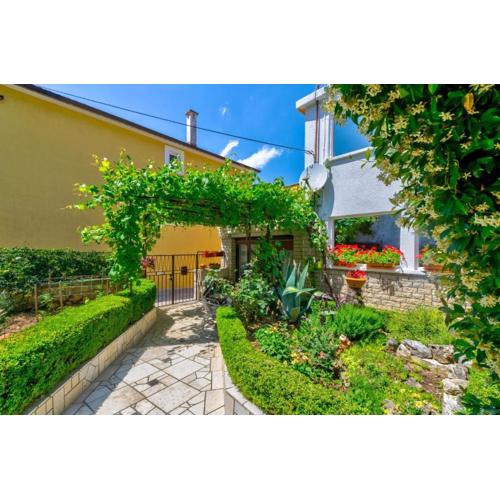 Apartment in Selce 5803