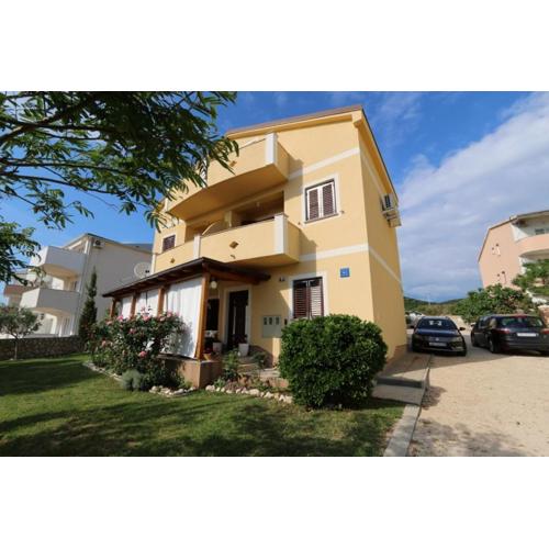 Apartment in Stara Novalja with sea view, balcony, air conditioning, WiFi (4897-2)