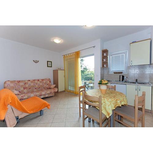 Apartment in Tucepi with terrace, air conditioning, WiFi, washing machine 202-4