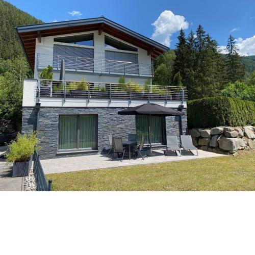 Apartment in Untertauern near ski area