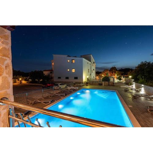 Apartment in Vinišce with Balcony, Air condition, WIFI, Washing machine (4753-3)