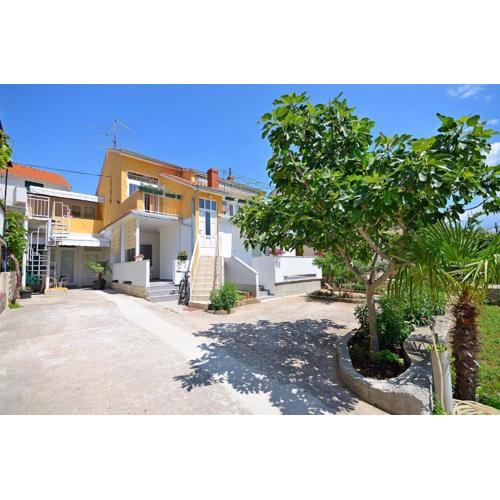 Apartment Ines