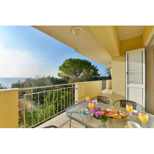 Apartment Insula